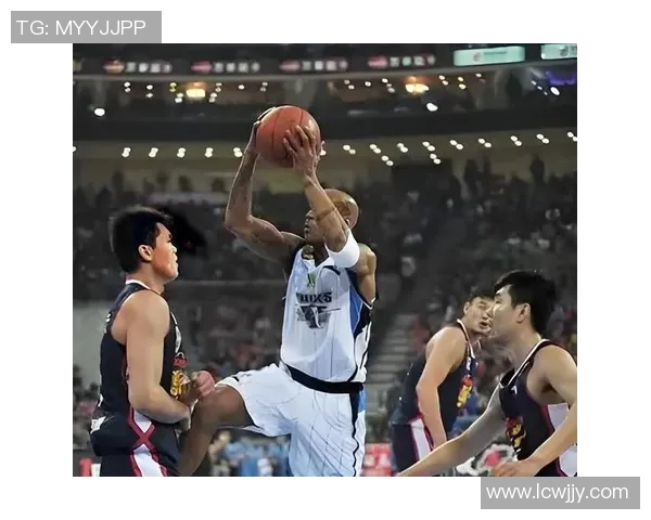 马布里对决传奇球员的精彩瞬间回顾与赛场背后的故事分享